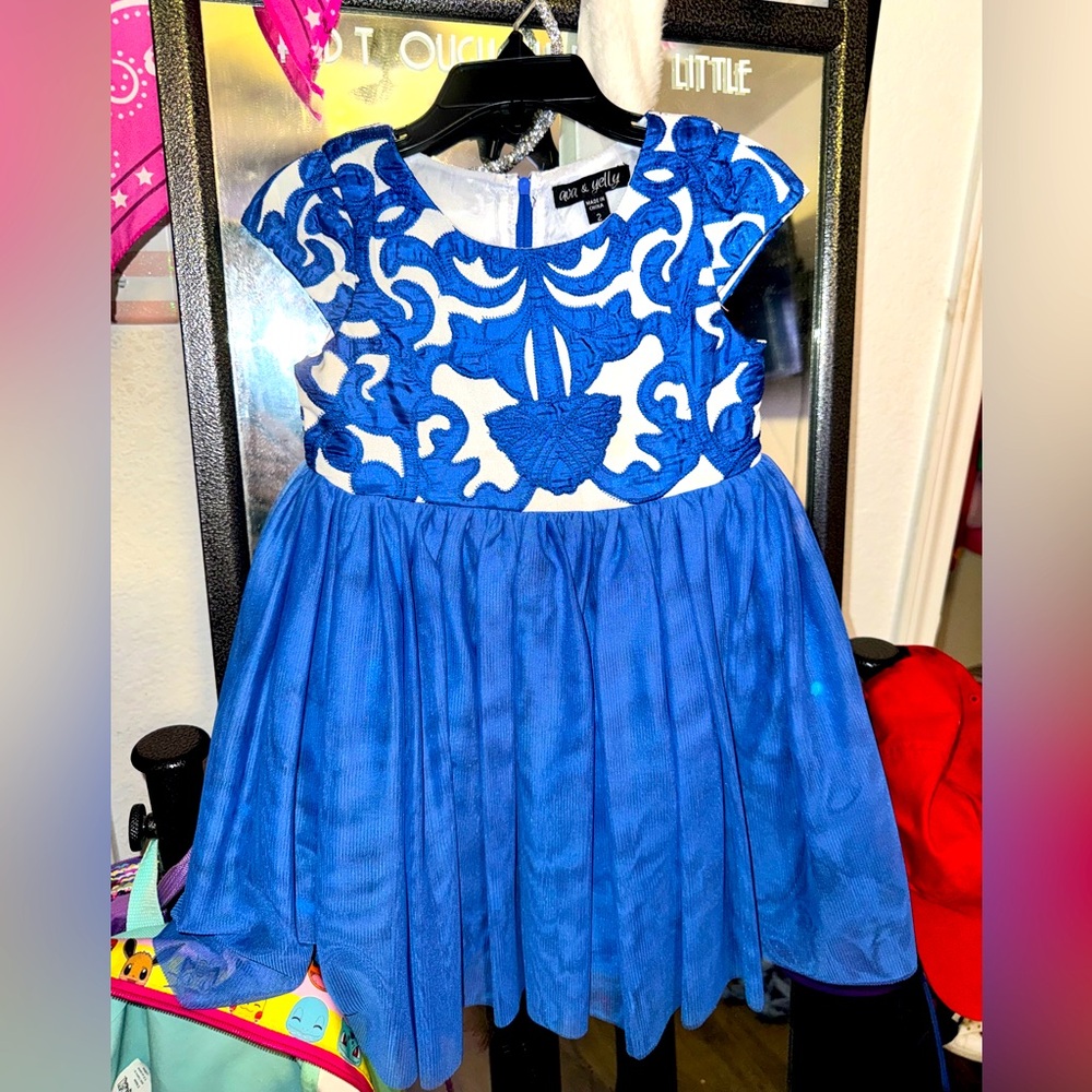 Capri blue and white toddler girls size 2t dress with petticoat